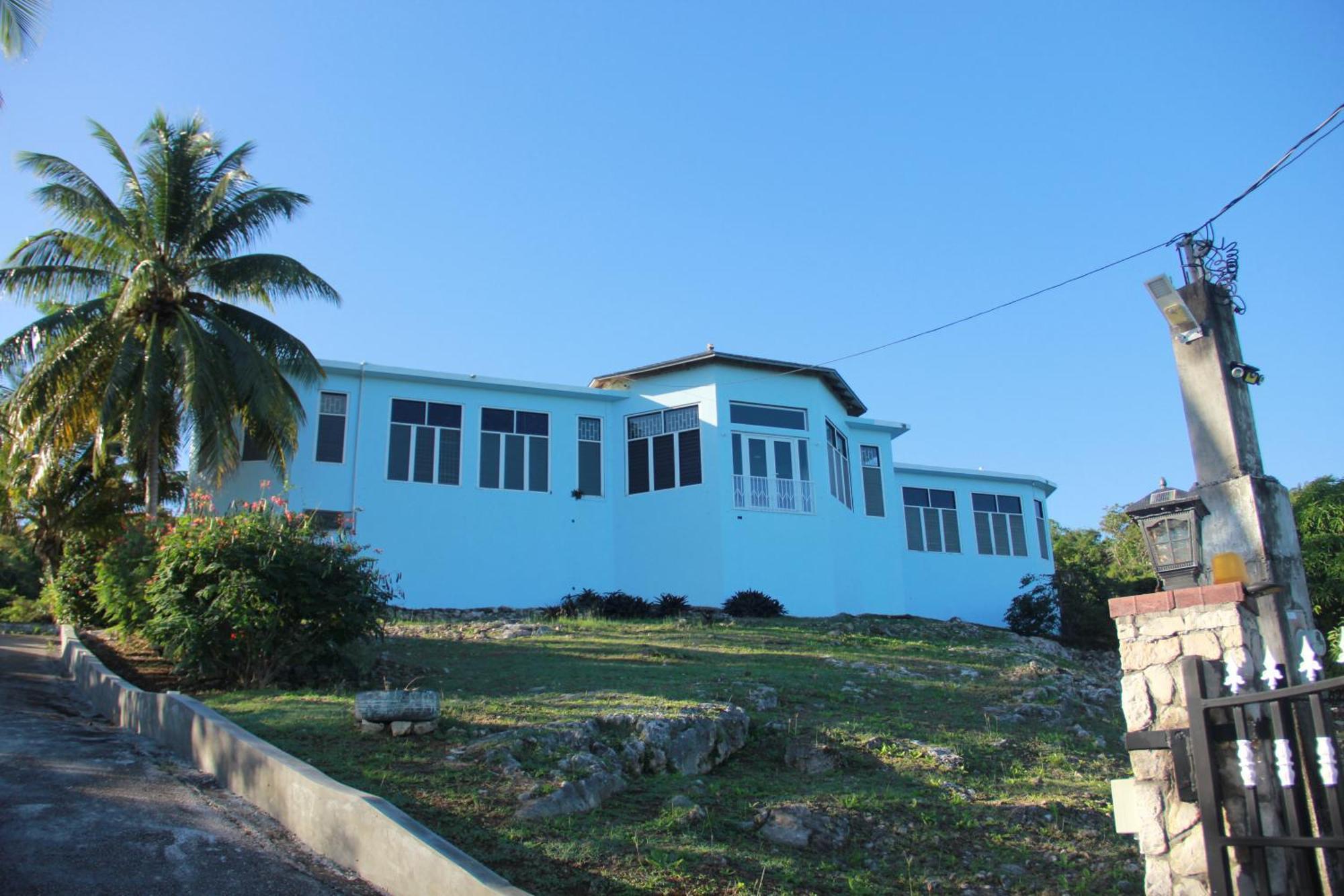 Sunshine Lodge: Your Home Away From Home Montego Bay Zewnętrze zdjęcie