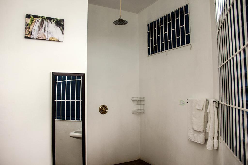 Sunshine Lodge: Your Home Away From Home Montego Bay Zewnętrze zdjęcie