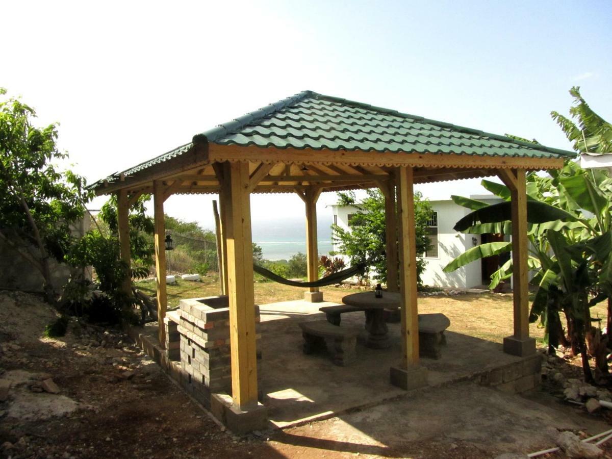 Sunshine Lodge: Your Home Away From Home Montego Bay Zewnętrze zdjęcie